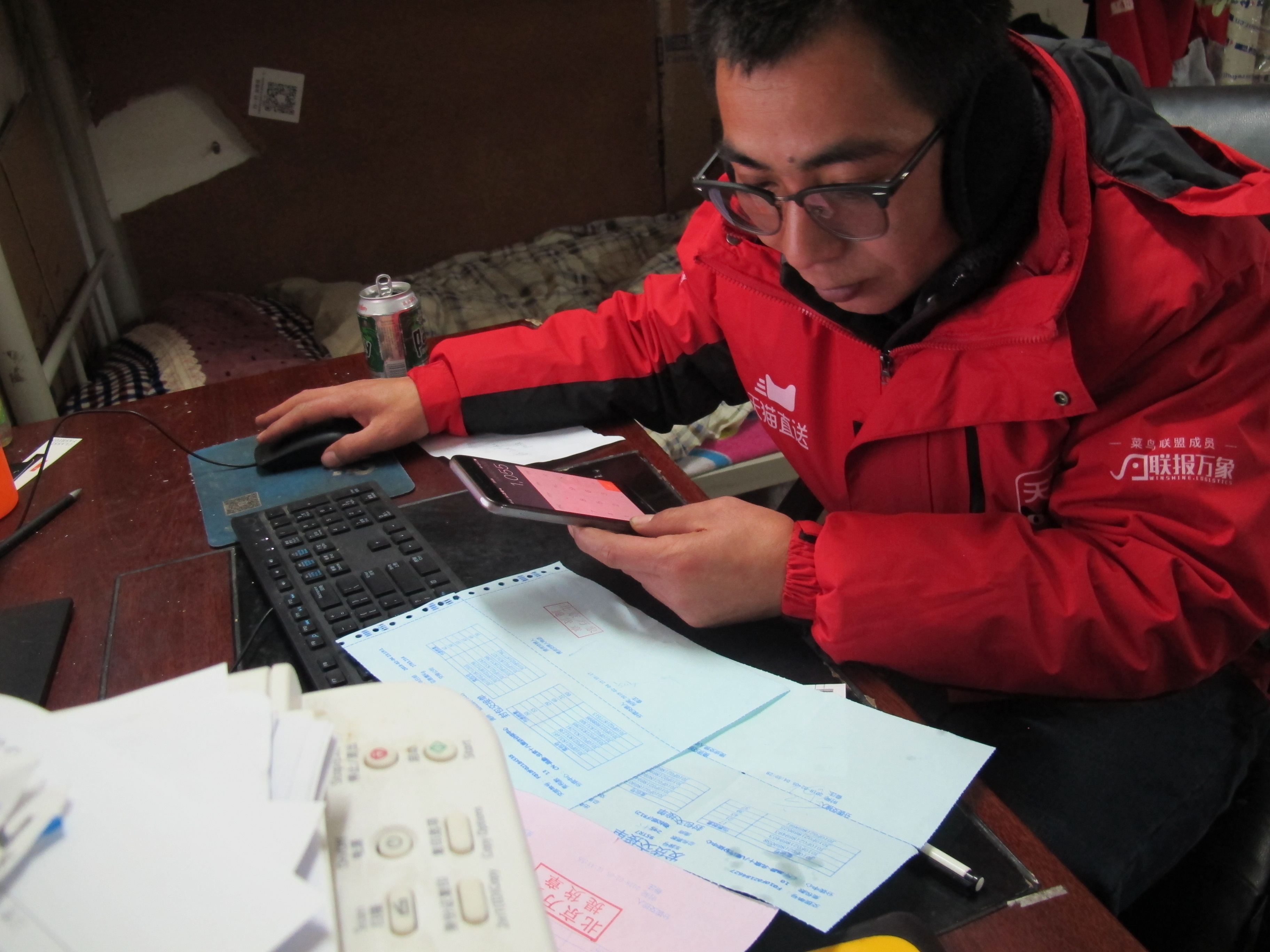 为什么春节不回家?一个天猫超市配送员的留守