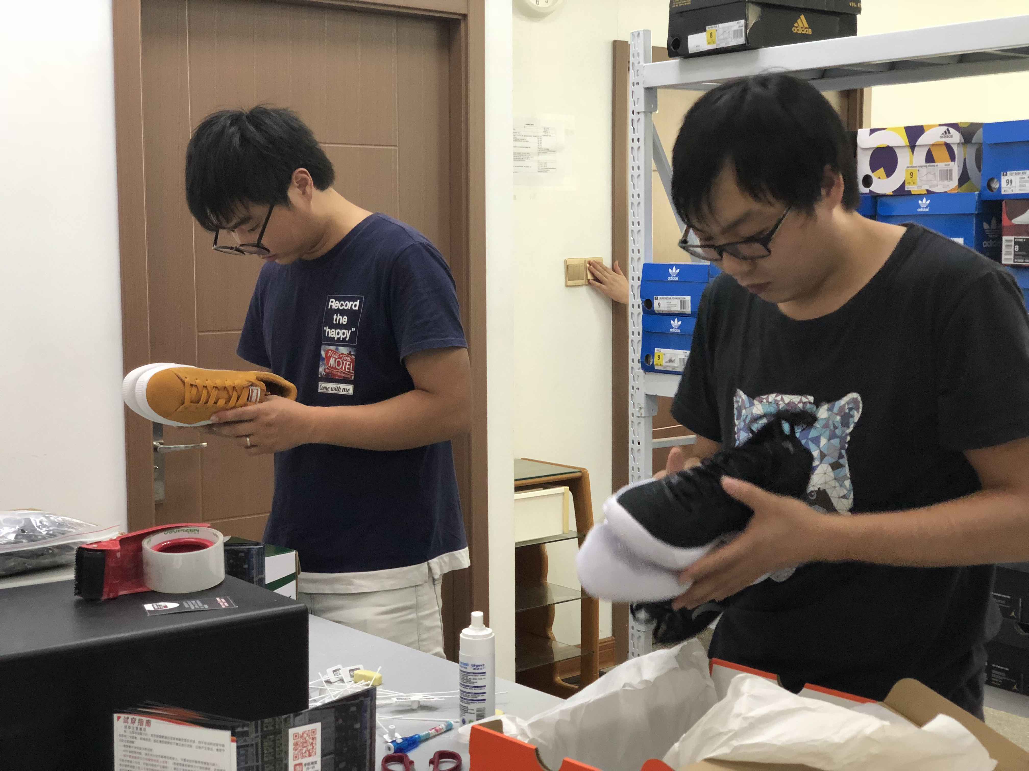 国外送来的鞋经过检查后才会寄出